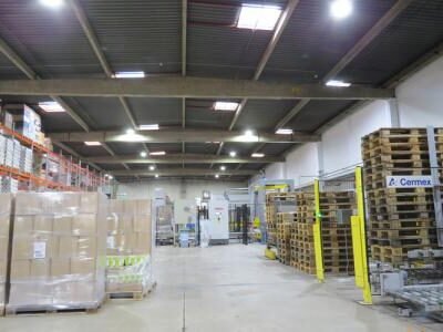 À Louer : Magasin M3 à Constantin– Conakry