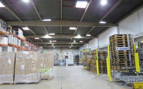 À Louer : Magasin M3 à Constantin– Conakry